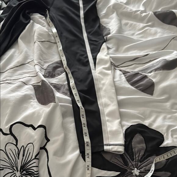 Athleta x Derek Lam | Black and White Athletic Leggings Size S - Picture 8 of 8